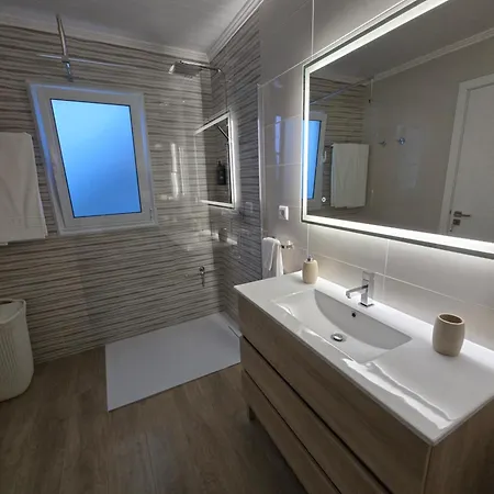 Brisa Do Mar Azorean House Maia (Sao Miguel)